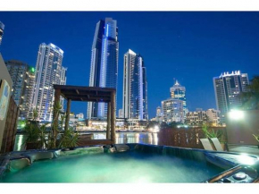 Surfers Reflections Amazing views from your spa!, Surfers Paradise